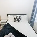 Keekle Terrace